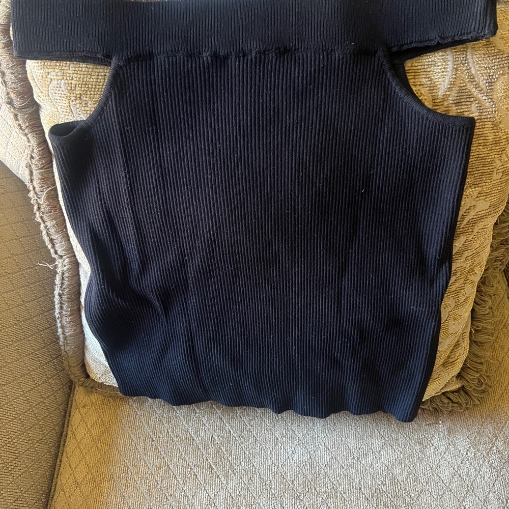 Black Ribbed Knit Skirt - Picture 2 of 5